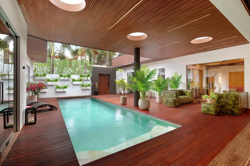 Can’t get enough of our pool time—sleek, stylish, and always inviting.